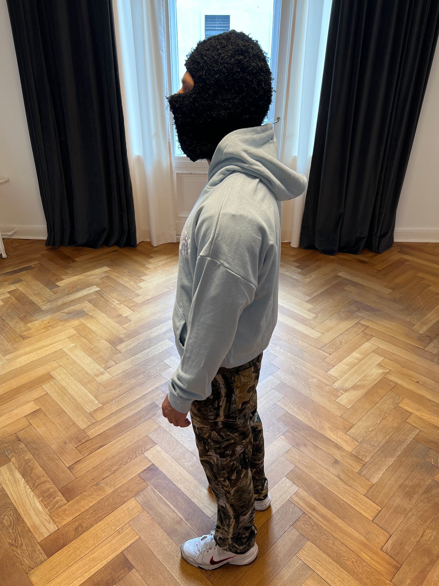 babyblauer Hoodie aus Baumwolle
hochwertiger Kapuzenpullover für Männer
bequemer Hoodie hellblau für Herren
stylischer Hoodie in Babyblau
Baumwoll Hoodie für jede Jahreszeit
lässiger Kapuzenpullover in hellblau
trendy Babyblau Hoodie für Männer
Kapuzenpullover mit Kängurutasche
modischer Hoodie für Herren aus 100% Baumwolle
hellblauer Hoodie für entspannte Outfits hellblauer Hoodie für sportliche Looks
komfortabler Kapuzenpullover für Herrenmode
modischer Hoodie aus 100% Baumwolle
babyblaues Sweatshirt für